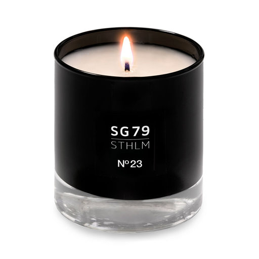 No.22 Green Scented Candle