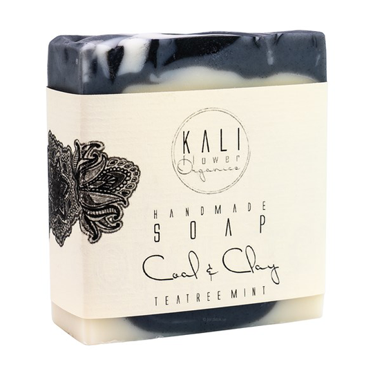 KaliFlower Organics Ekologisk Handgjord Tvål - Aktivt kol & Vit lera, ca. 150 g